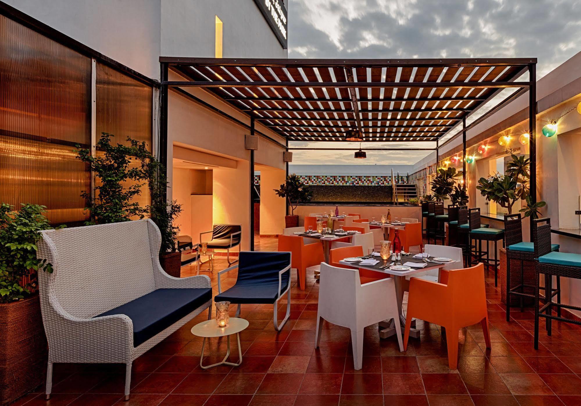 Zone By The Park , Bani Park Jaipur Hotel Exterior foto